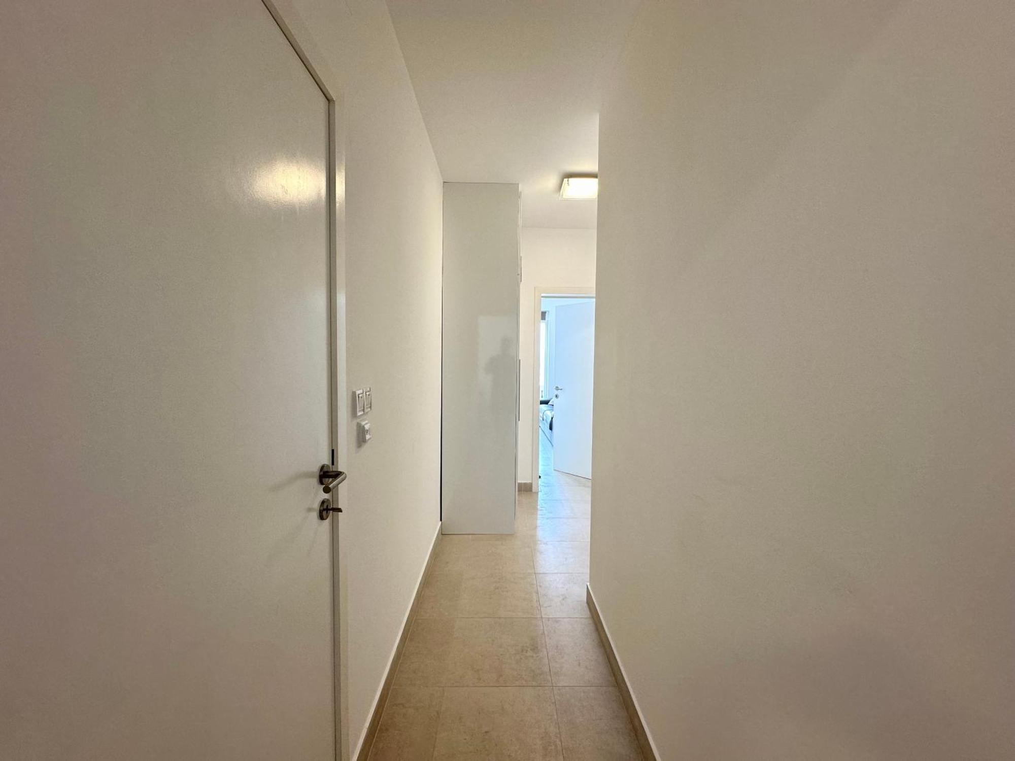 The View Apartment With Pool - تْسْغيكفانِتْسا المظهر الخارجي الصورة